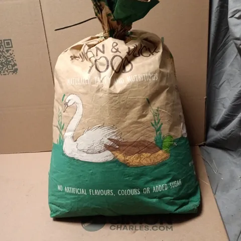 BRAMBLES SWAN AND DUCK FOOD 12.55KG