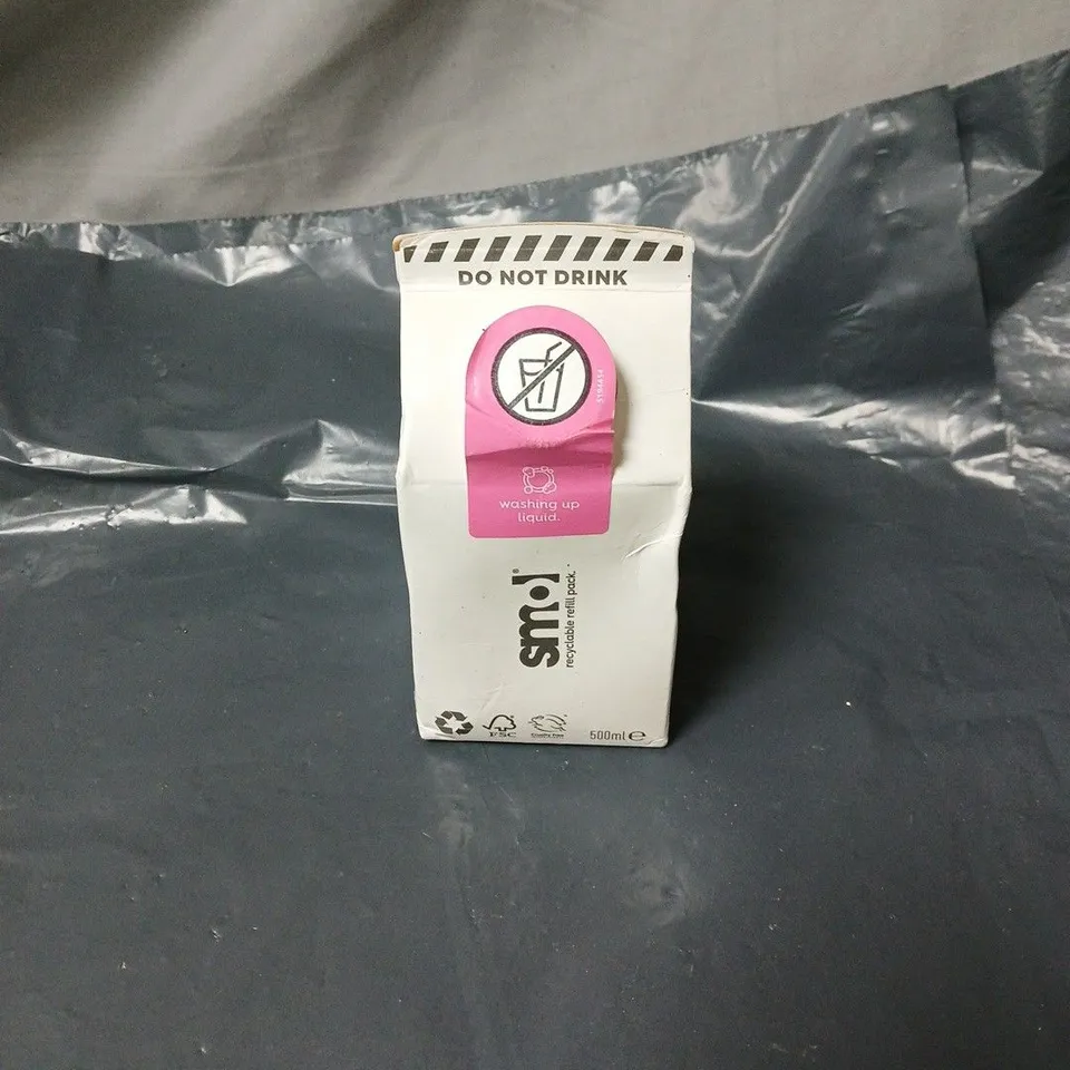 APPROXIMATELY 15 X SMOL WASHING LIQUID