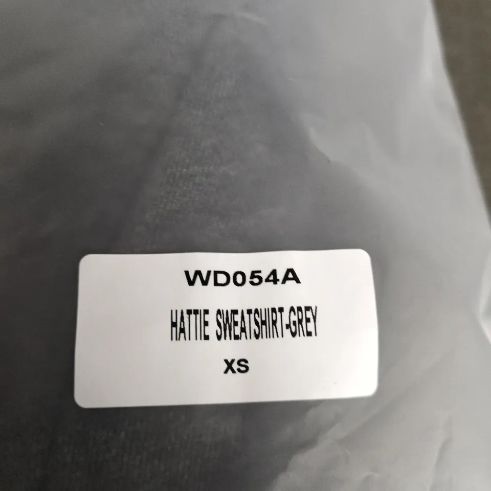 WANDERDOLL HATTIE SWEATSHIRT – GREY – XS