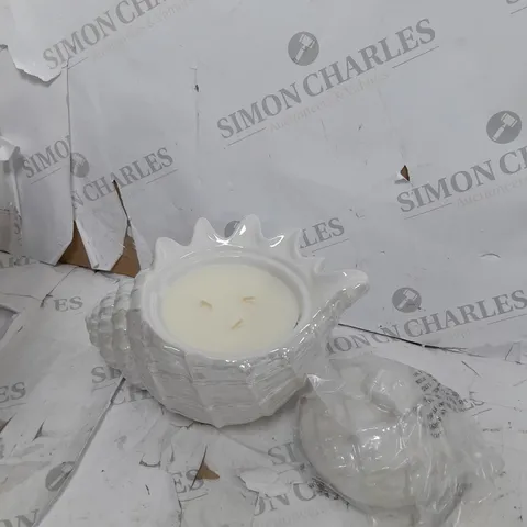 BOXED HOMEWORX BY SLATKIN & CO SHELL CERAMIC CANDLE