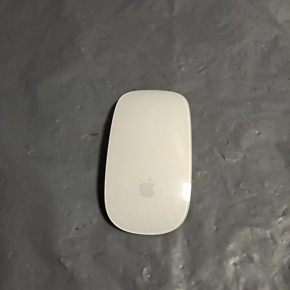APPLE WIRELESS MAGIC MOUSE 2 IN WHITE
