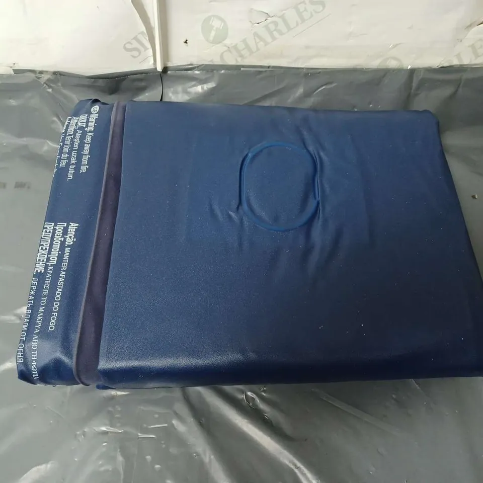 BOXED MILESTONE CAMPING DOUBLE AIR BED