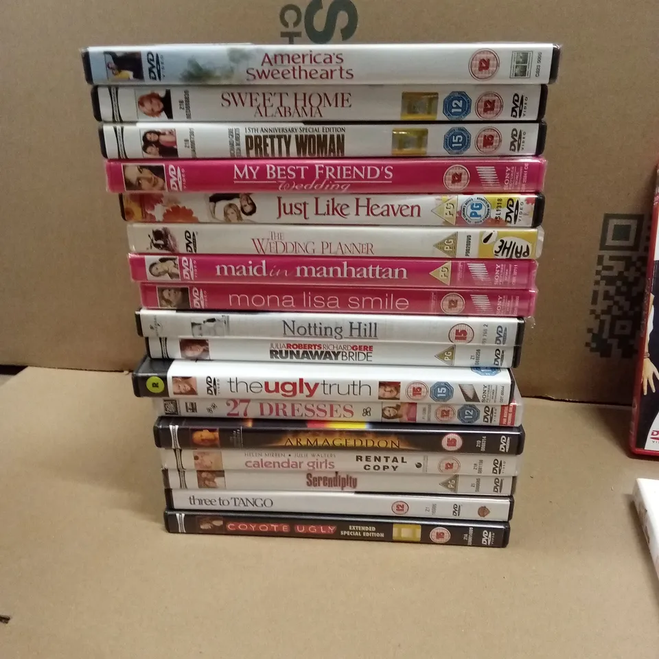 BOX TO CONTAIN A LARGE QUANTITY OF FILMS AND DVDs