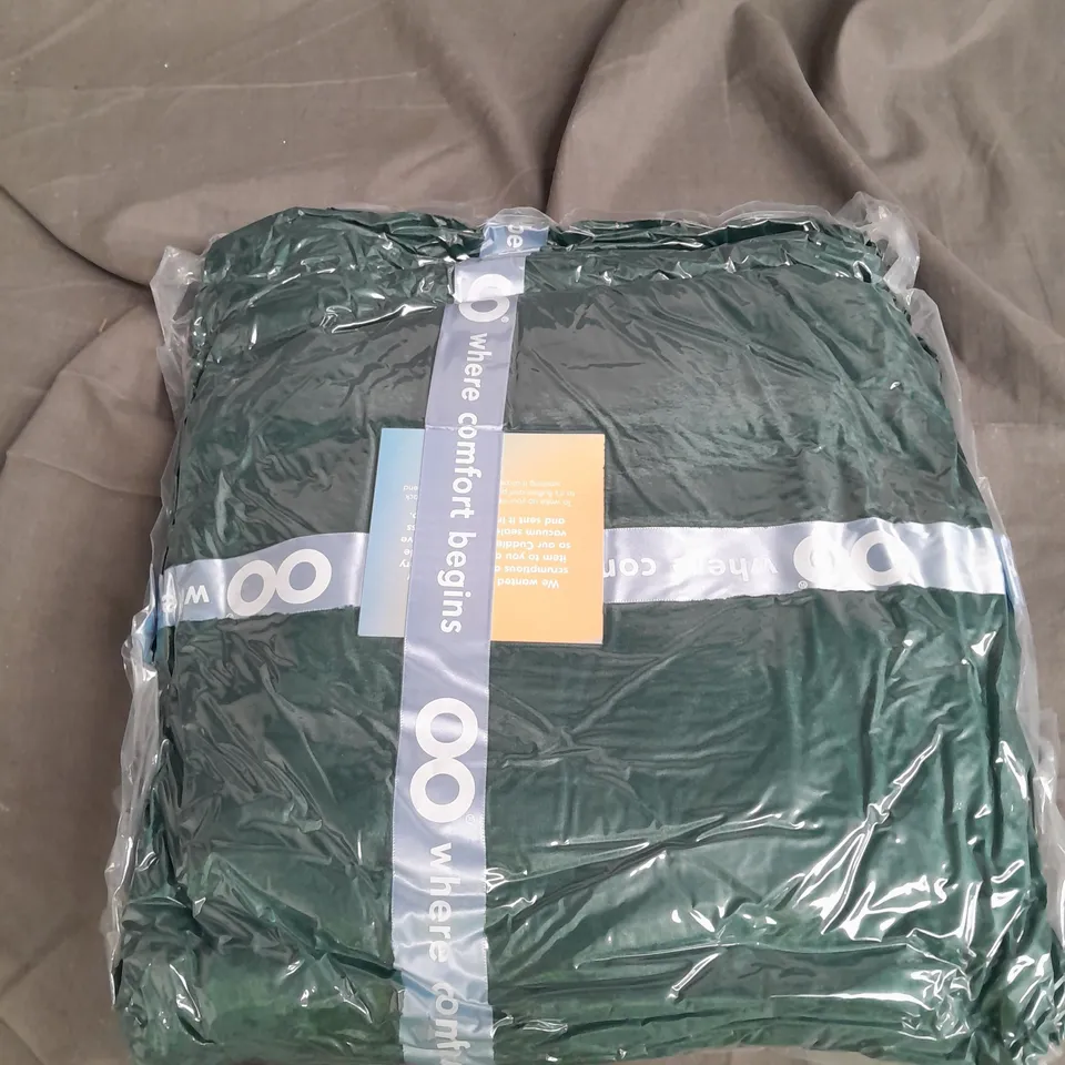 OO THE OODIE GREEN PLAIN DESIGN