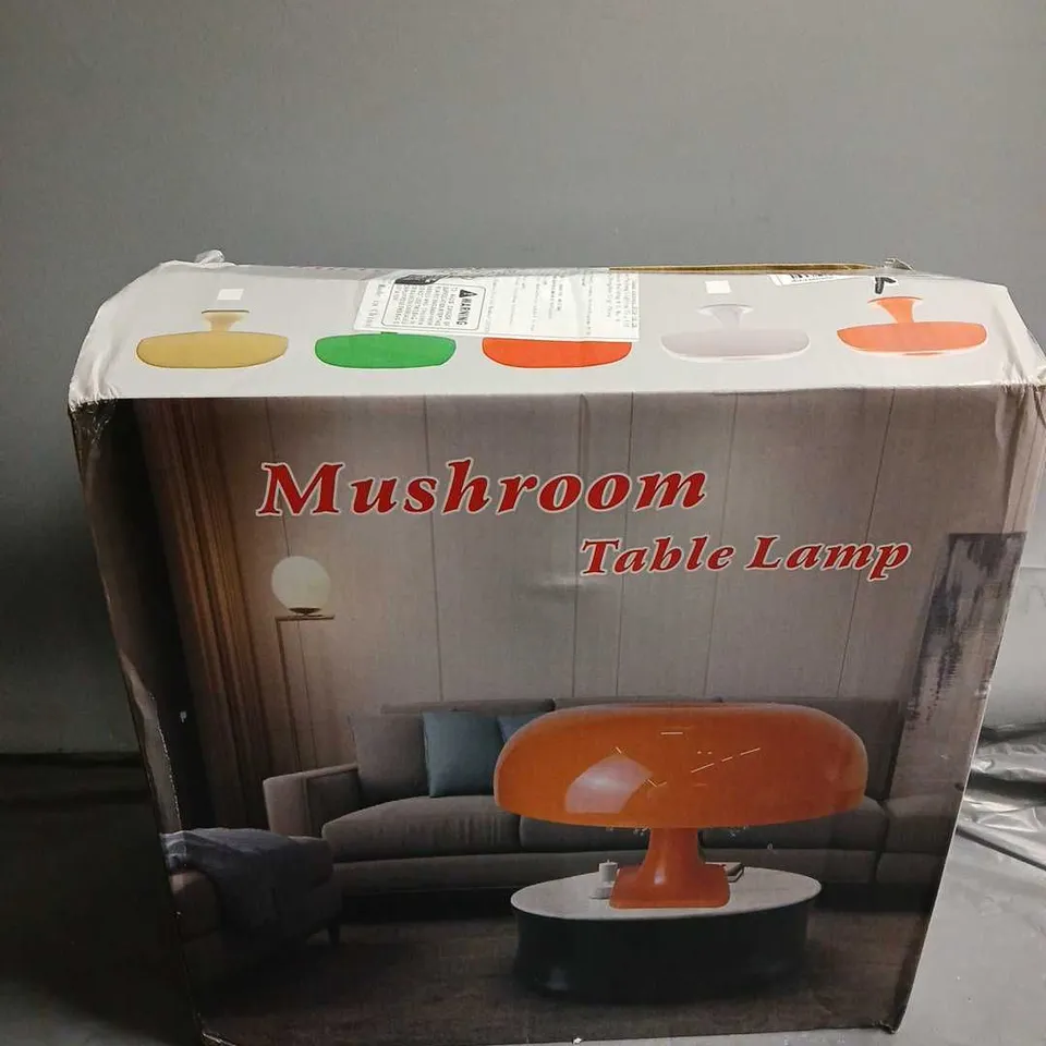 BOXED MUSHROOM TABLE LAMP