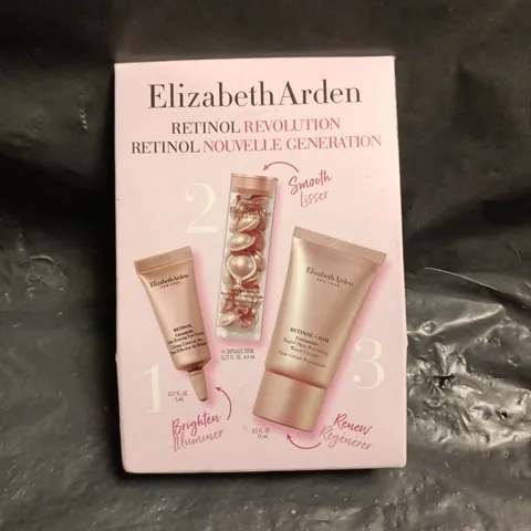 SEALED ELIZABETH ARDEN RETINOL REVOLUTION SOOTHING AND RENEWING SET