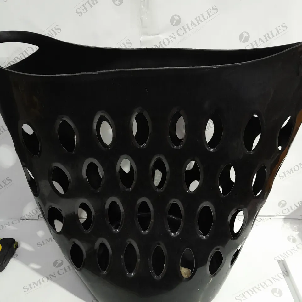 SOFT PLASTICS WASHING BASKET 
