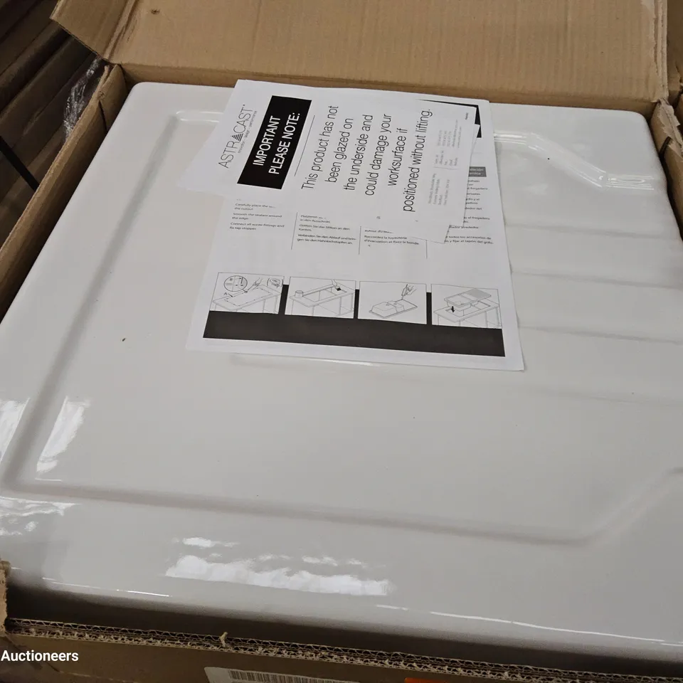 FOUR BOXED CERAMIC BUTLERS DRAINERS WHITE