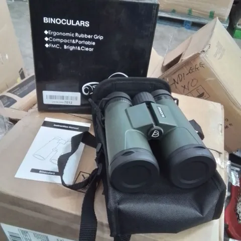 BOXED BINOCULARS 