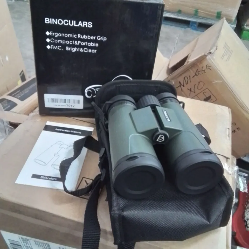 BOXED BINOCULARS 