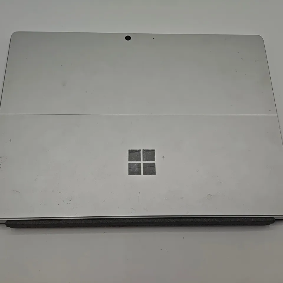 UNBOXED MICROSOFT SURFACE PRO TABLET PC WITH DETACHABLE KEYBOARD - MODEL 2038