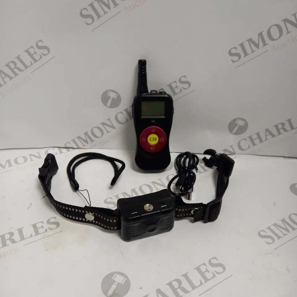 BOXED ANTI BARK SPRAY COLLAR - WITH S RECHARGABLE REMOTE DOG SPRAY TRAINER.