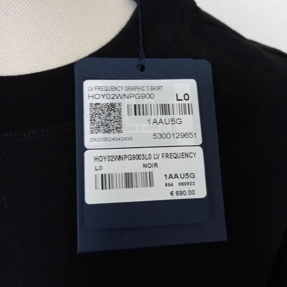 LOUIS VUITTON CASUAL T-SHIRT SIZE L