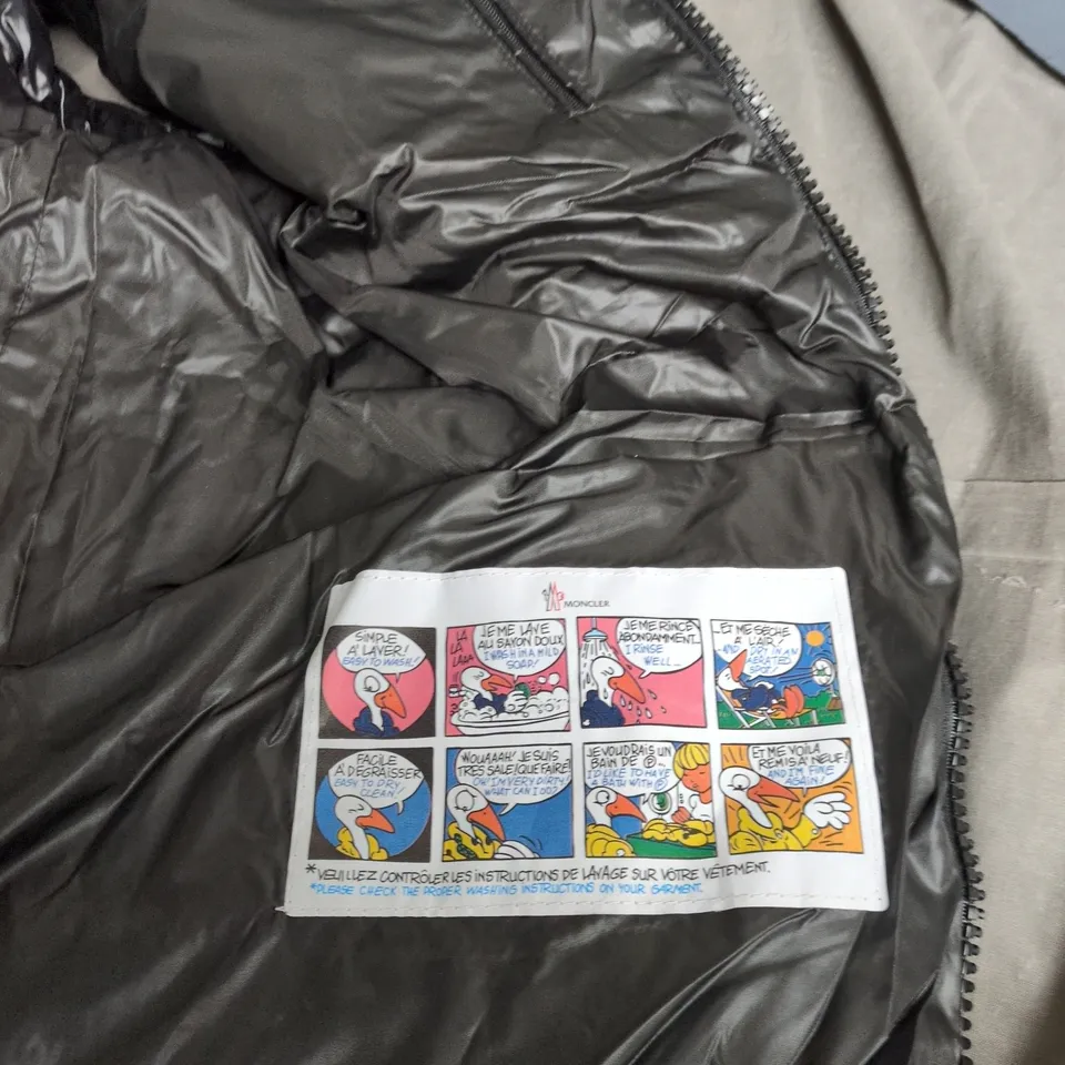 MONCLER BLACK QUILTED DOWN VEST – SIZE M