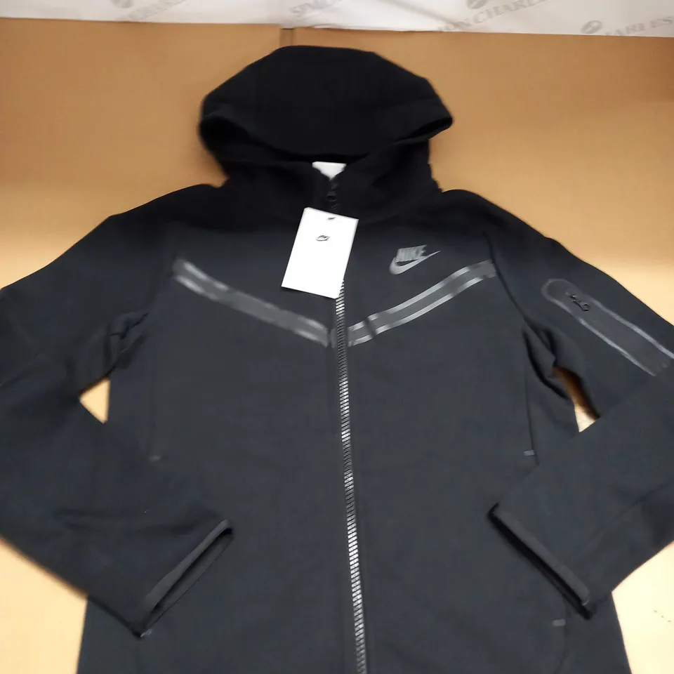 NIKE ZIPPED HOODIE SIZE M 