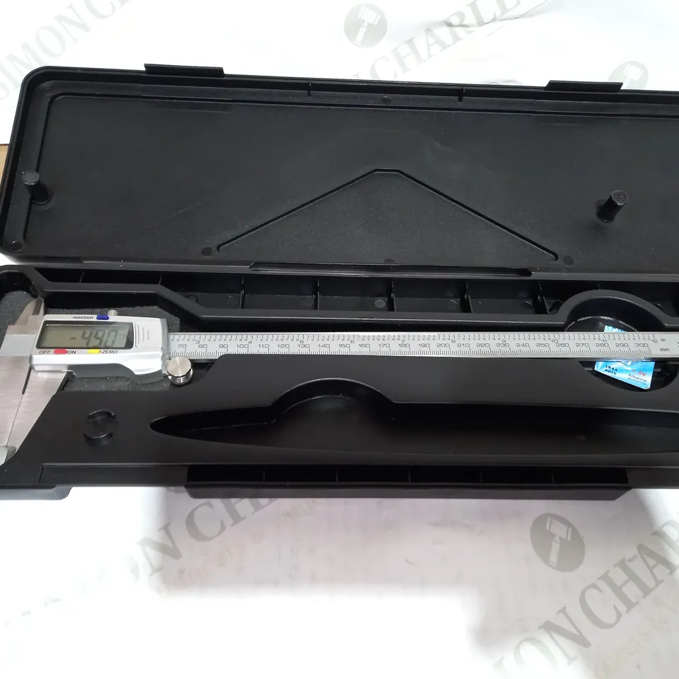 SILVERLINE 411212 DIGITAL VERNIER CALIPER - 300 MM