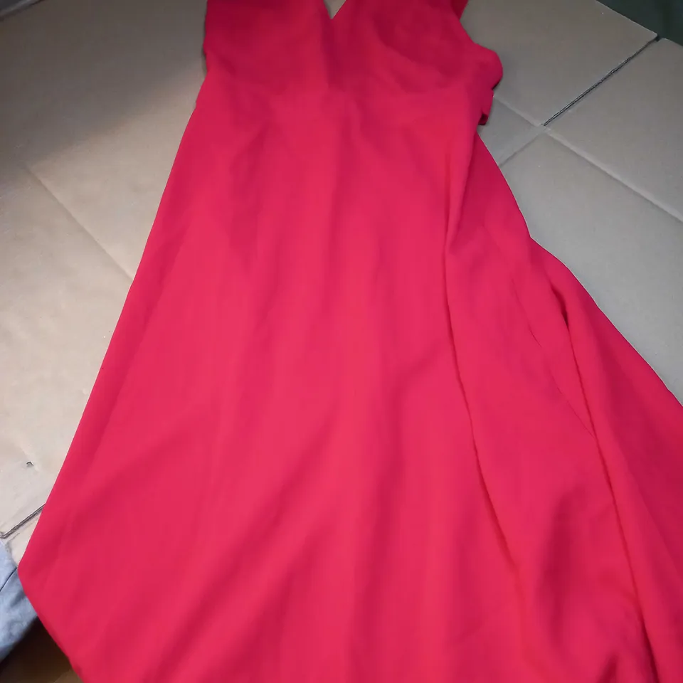 OASIS RED V NECK SLEEVELESS DRESS - SIZE 10