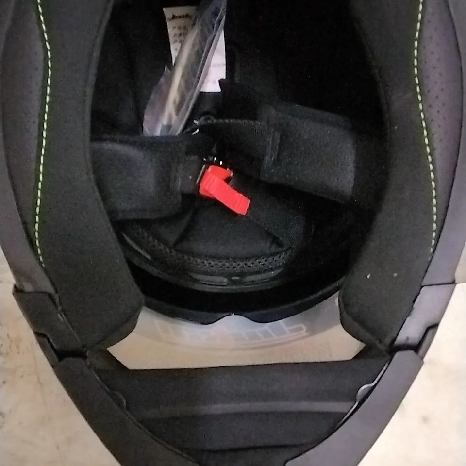 2XL MOTORCYCLE HELMET MATTE BLACK