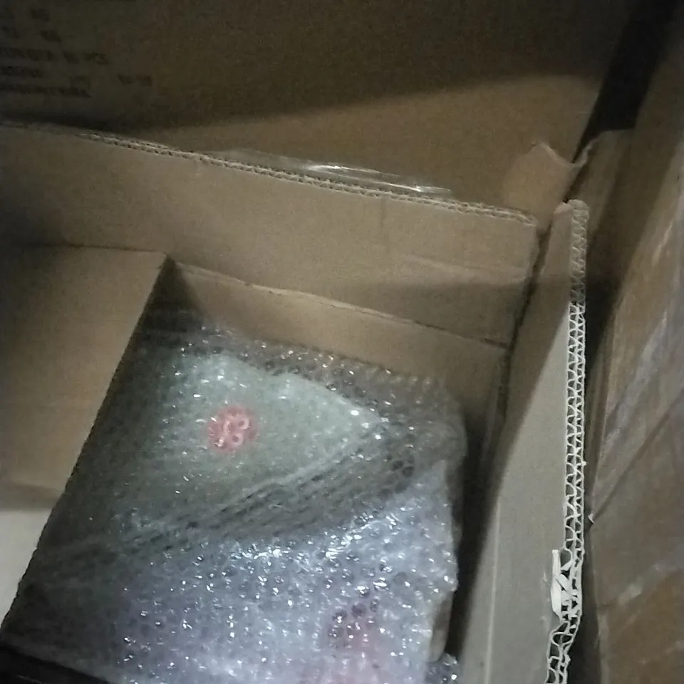 PALLET OF MIXED CHRISTMAS STOCK