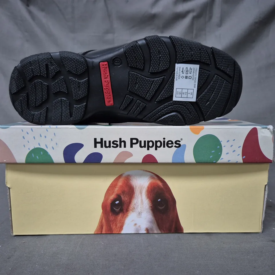 BOXED PAIR OF HUSH PUPPIES SHOES IN BLACK UK SIZE 6