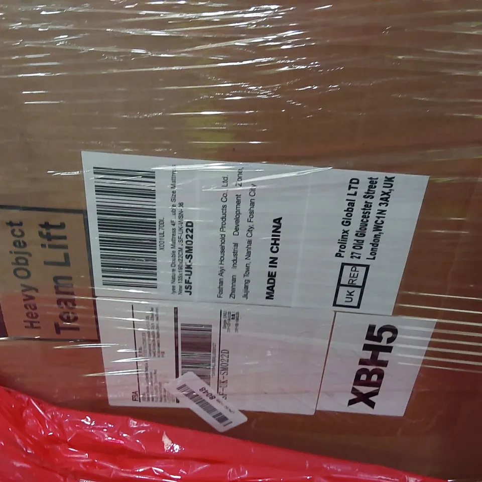 PALLET OF ASSORTED ITEMS INCLUDING: FULL LENGTH MIRROR, DOUBLE MATTRESS 