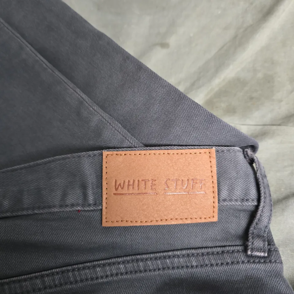 WHITE STUFF JEANS – UK 34R, GREY