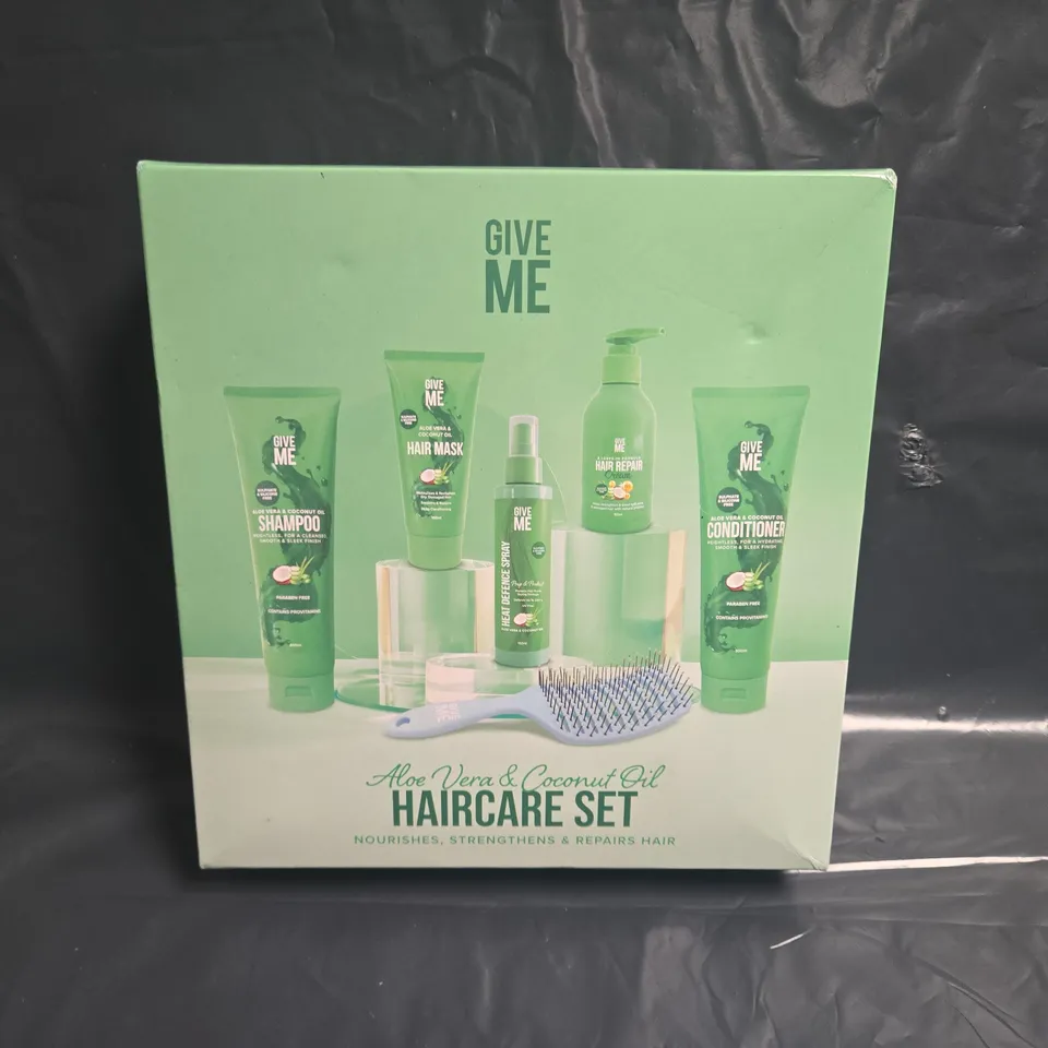 SEALED GIVE ME ALOE VERA AND COCONUT OIL HAIRCARE SET