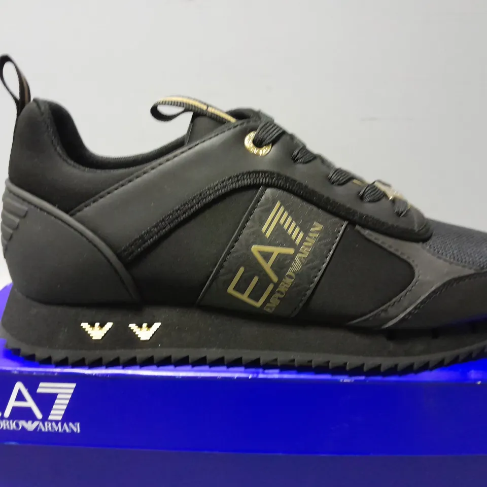 BOXED EA7 SNEAKER BLACK TRAINERS - UK 6 