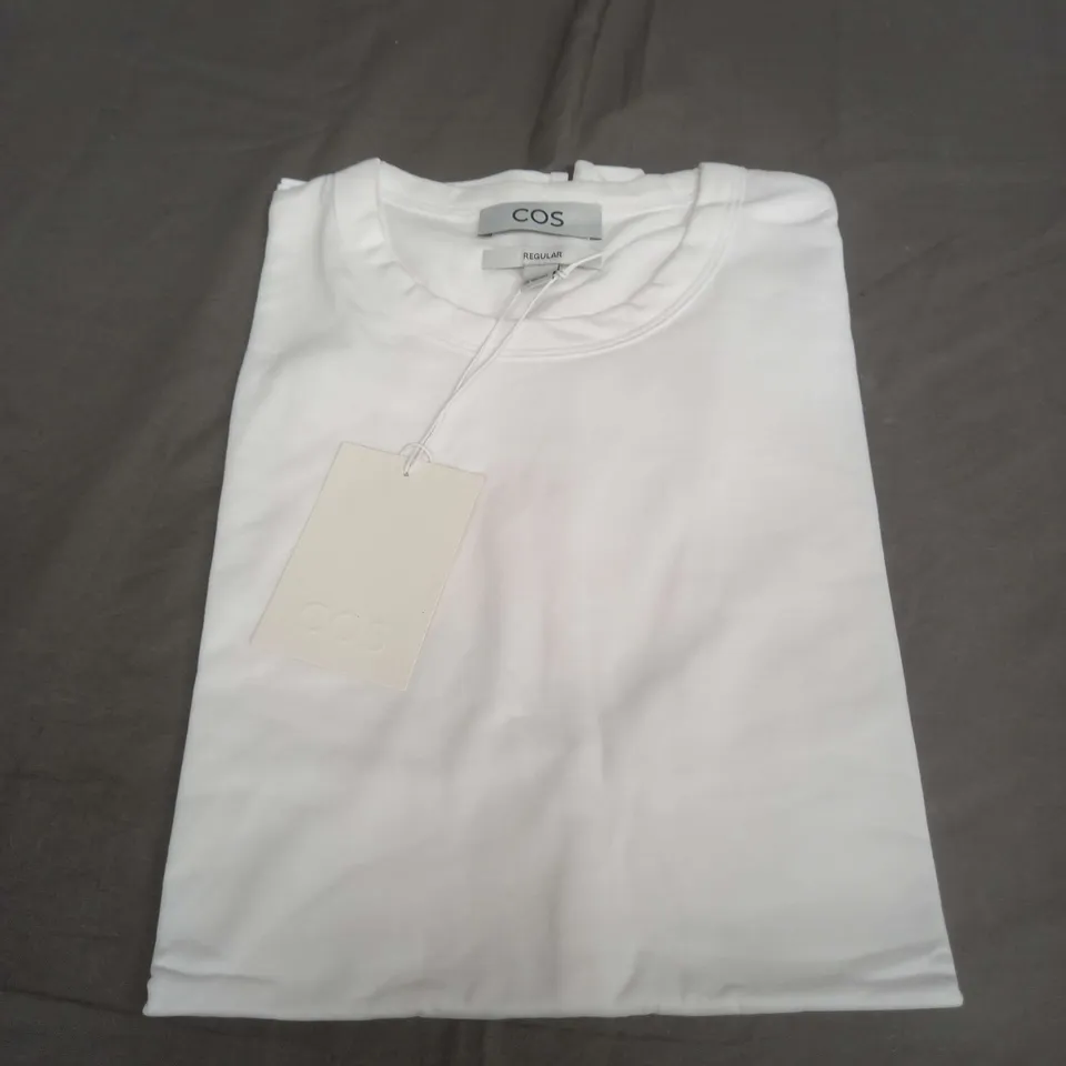 COS REGULAR WHITE T-SHIRT - MEDIUM