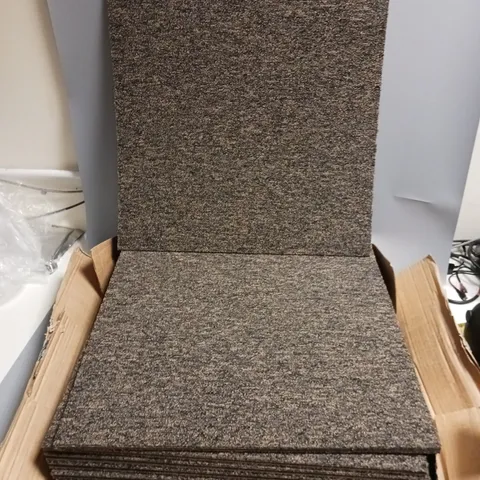 UNBRANDED SET OF 20 CARPET SQUARES IN BROWN/GREY