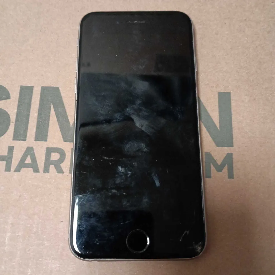 APPLE IPHONE 6s (A1688)