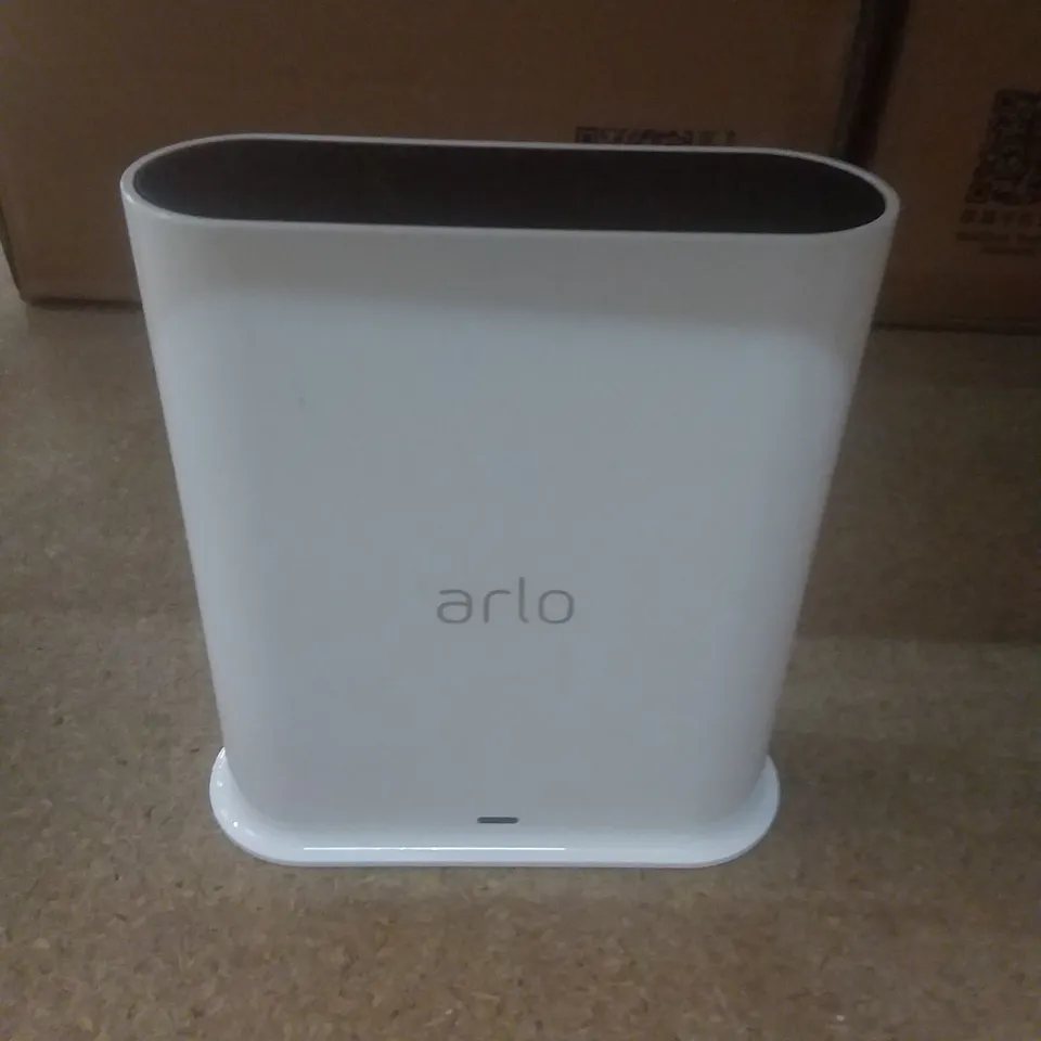 ARLO ULTRA SMARTHUB