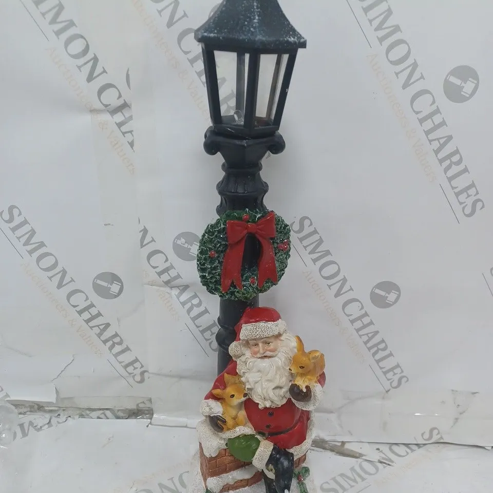 FESTIVE PRE-LIT LIGHT