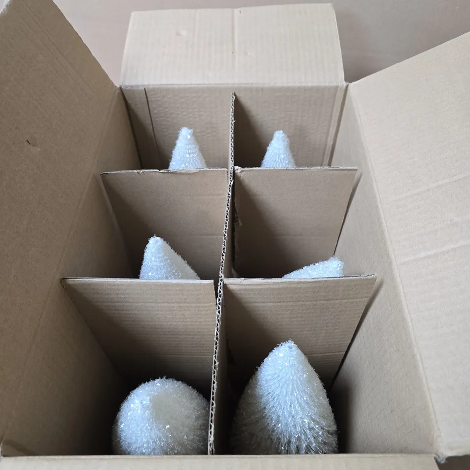 BOX OF APPROXIMATELY 6 GISELA GRAHAM LONDON WHITE BOTTLEBRUSH CHRISTMAS TREE, ON A WOODEN BASE