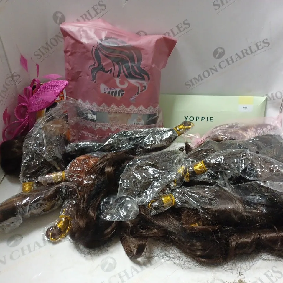 APPROXIMATELY 10 ASSORTED HAIR & COSMETICS ITEMS TO INCLUDE HAIR EXTENSIONS, CURA-HEAT PAIN RELIEF PATCHES, WIG CAP, ETC
