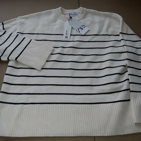 ZARA CREAM STRIPED JUMPER - EUR L