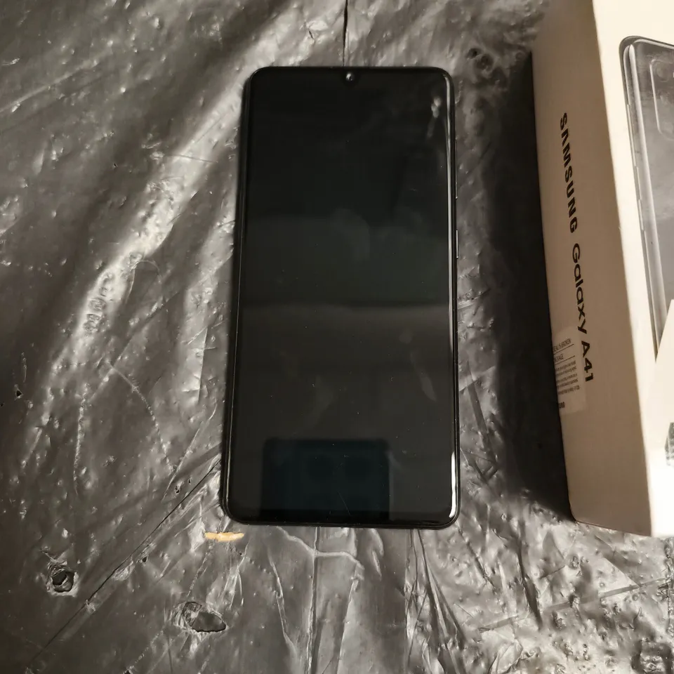 SAMSUNG GALAXY A41 SMARTPHONE – BLACK SMARTPHONE (BOXED)