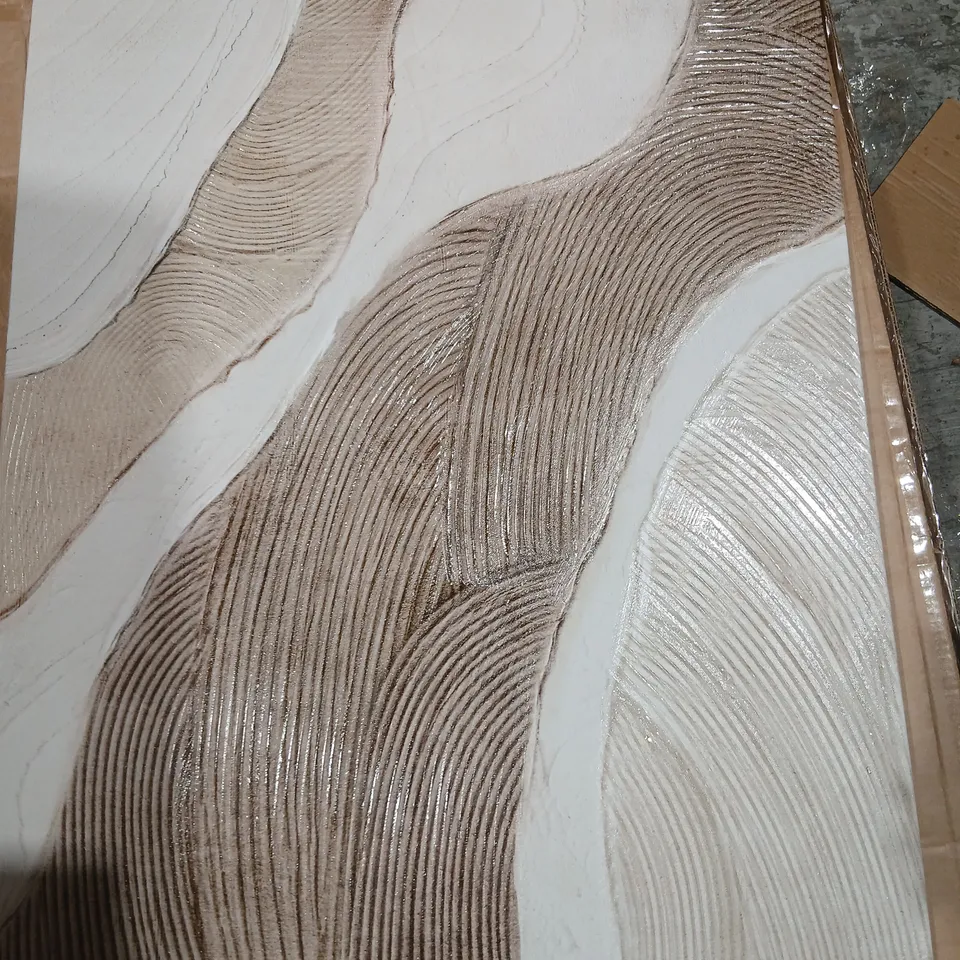 PRINTED CANVAS WITH RAKED GEL