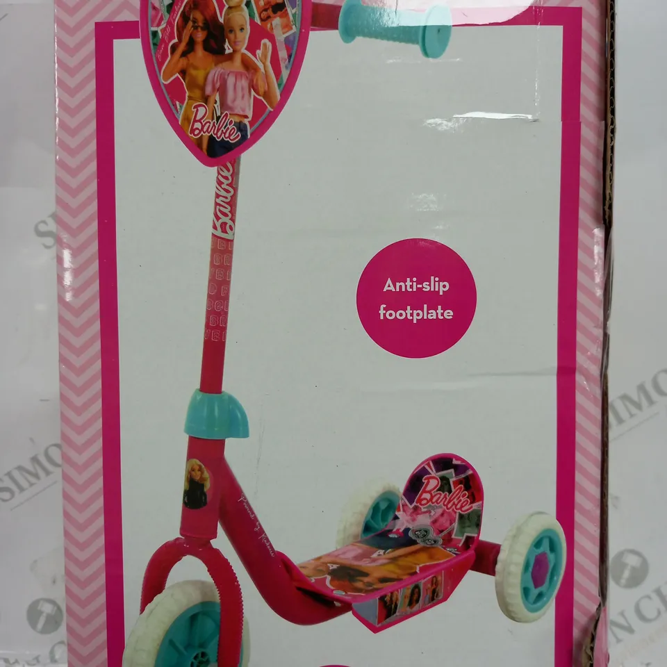 BARBIE DELUXE TRI-SCOOTER