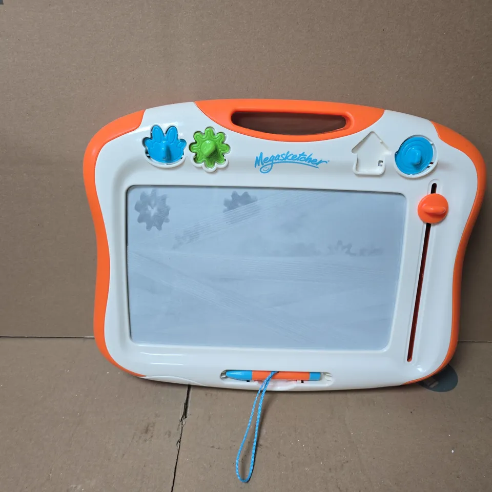 BOXED TOMY MEGASKETCHER CLASSIC KIDS TOY