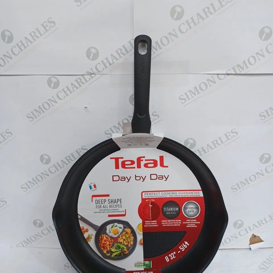 TEFAL DAY BY DAY PAN