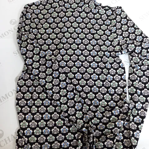 BODEN BLACK FLORAL TOP SIZE 12