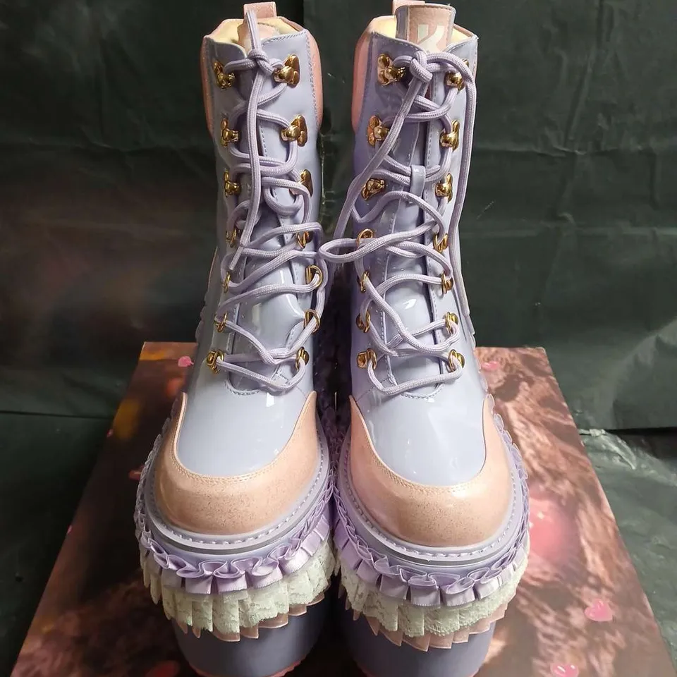 BOXED PAIR OF CUPCAKE TOWER PLATFORM BOOTS – UK SIZE 8