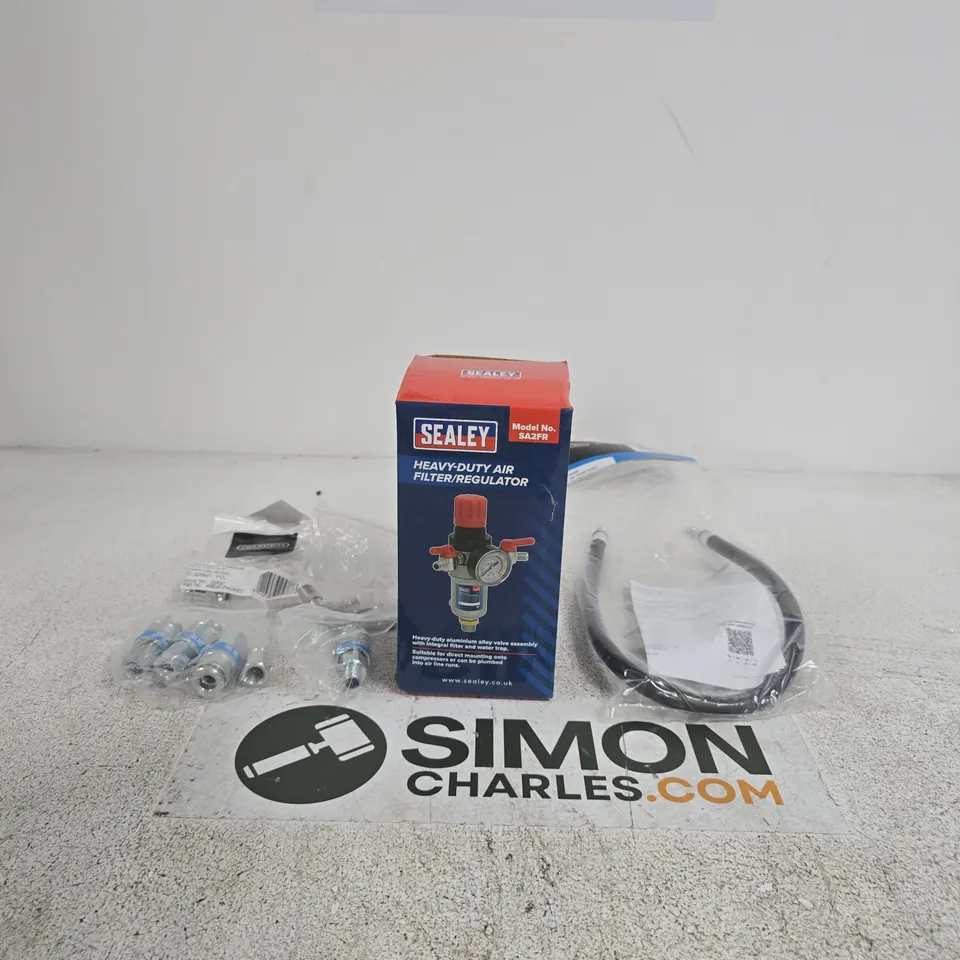 SEALEY HEAVY-DUTY AIR FILTER/REGULATOR SA2FR WITH HOSE & FITTINGS