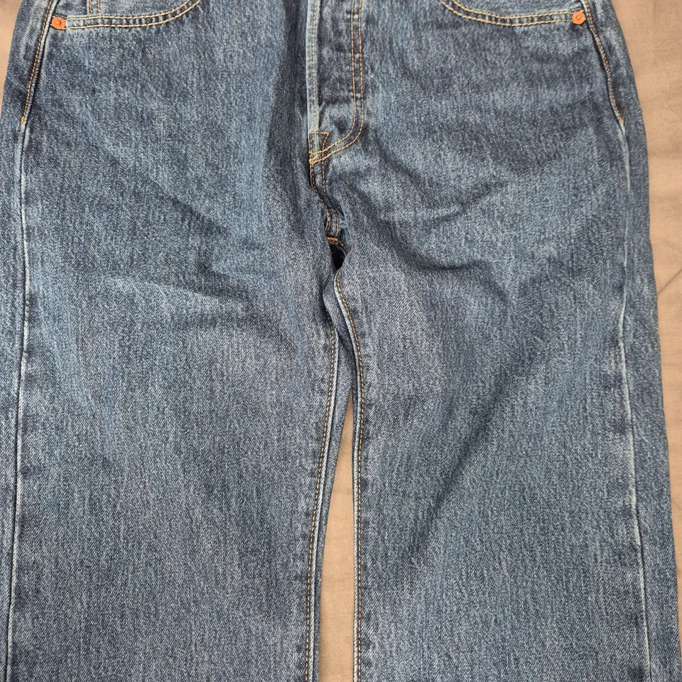 LEVI'S 501 ORIGINAL JEANS IN BLUE SIZE 32X34