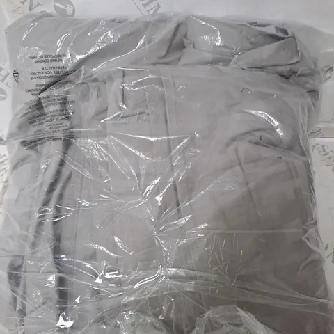 K BY KELLY HOPPEN GEO JAQUARD 100% COTTON DUVET SET SIVLER GREY- DOUBLE