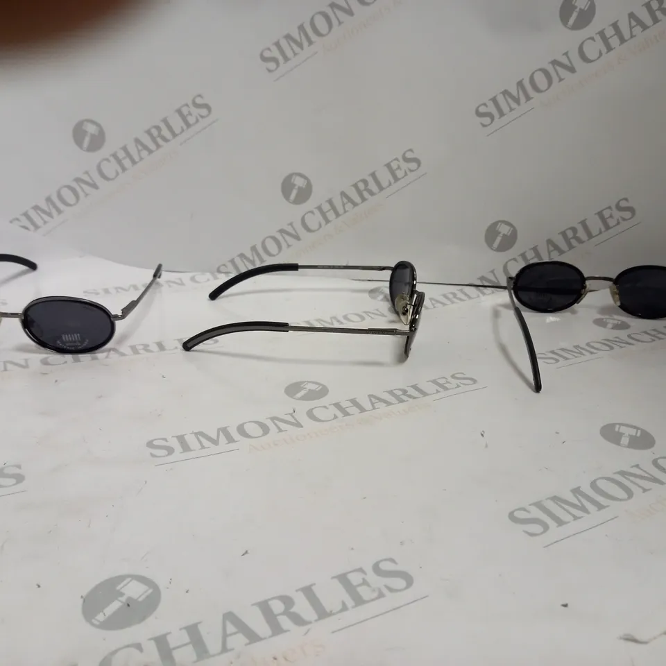 BOX OF APPROX 5 PAIRS OF VOGART 2481I SUNGLASSES.