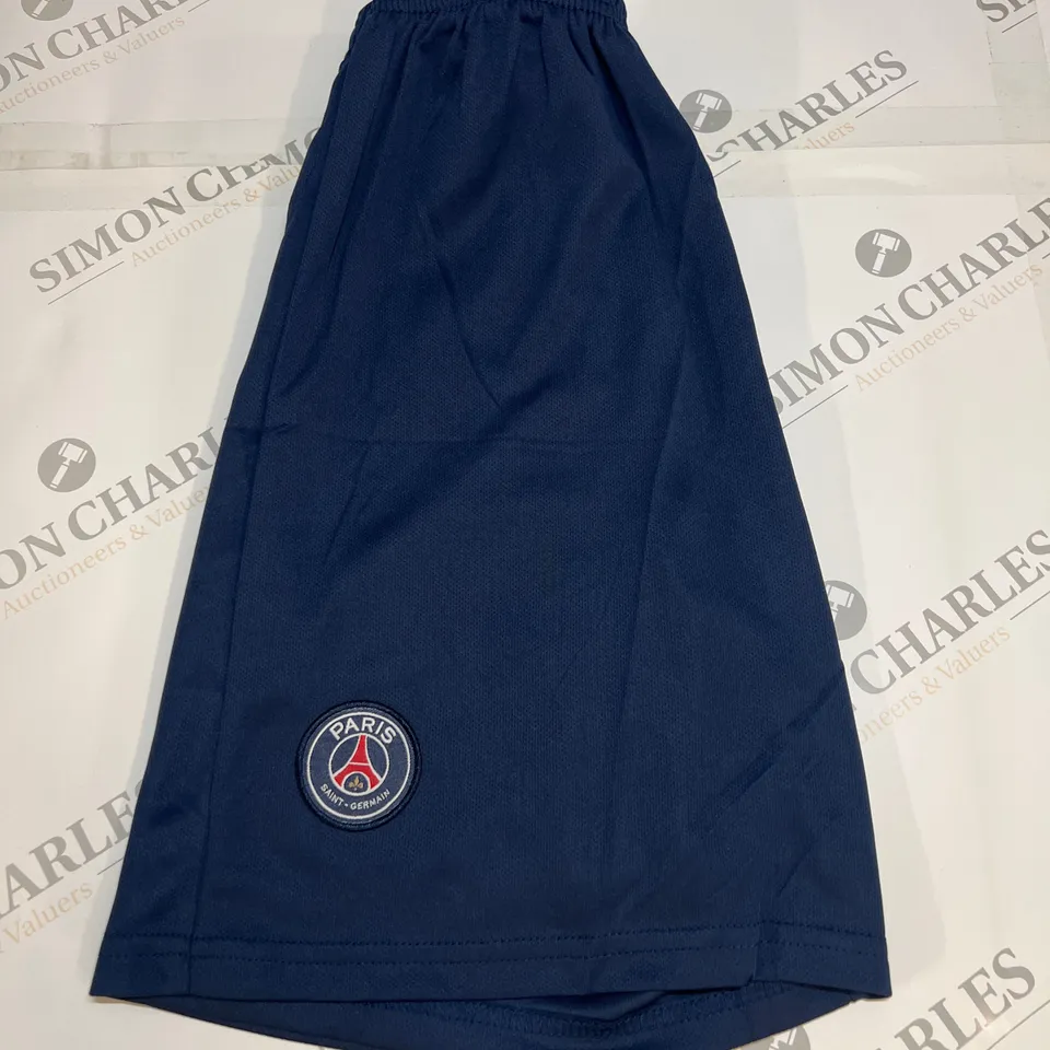 PARIS-SAINT-GERMAIN LOGO SHORTS IN NAVY SIZE M