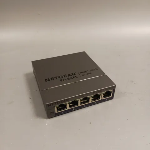 NETGEAR PROSAFE GS105E PLUS SWITCH
