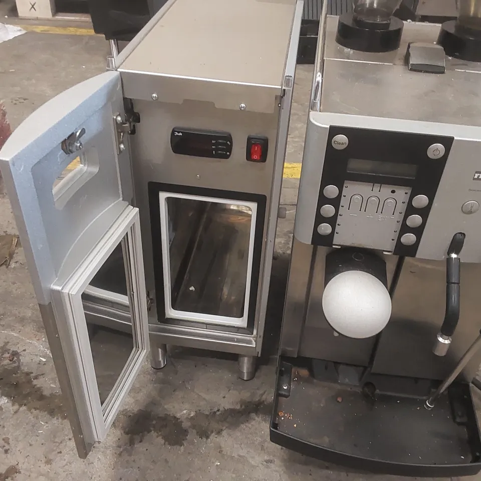 FRANKE EVOLUTION COMMERCIAL COFFEE MACHINE WITH MILK CHILLER (2 ITEMS)